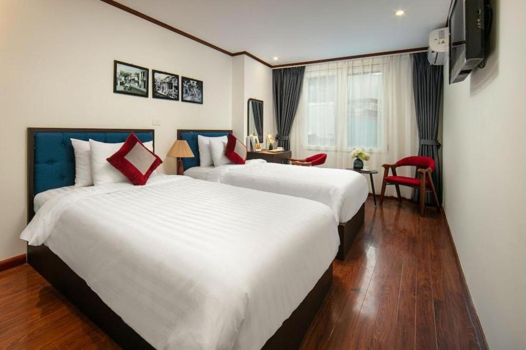 Serene Premier Hotel — Photos 3